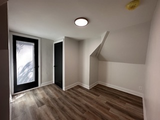 128 Wentworth Street North - 3